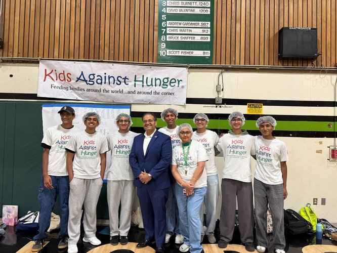 KAH team with Mayor Raj Salwan